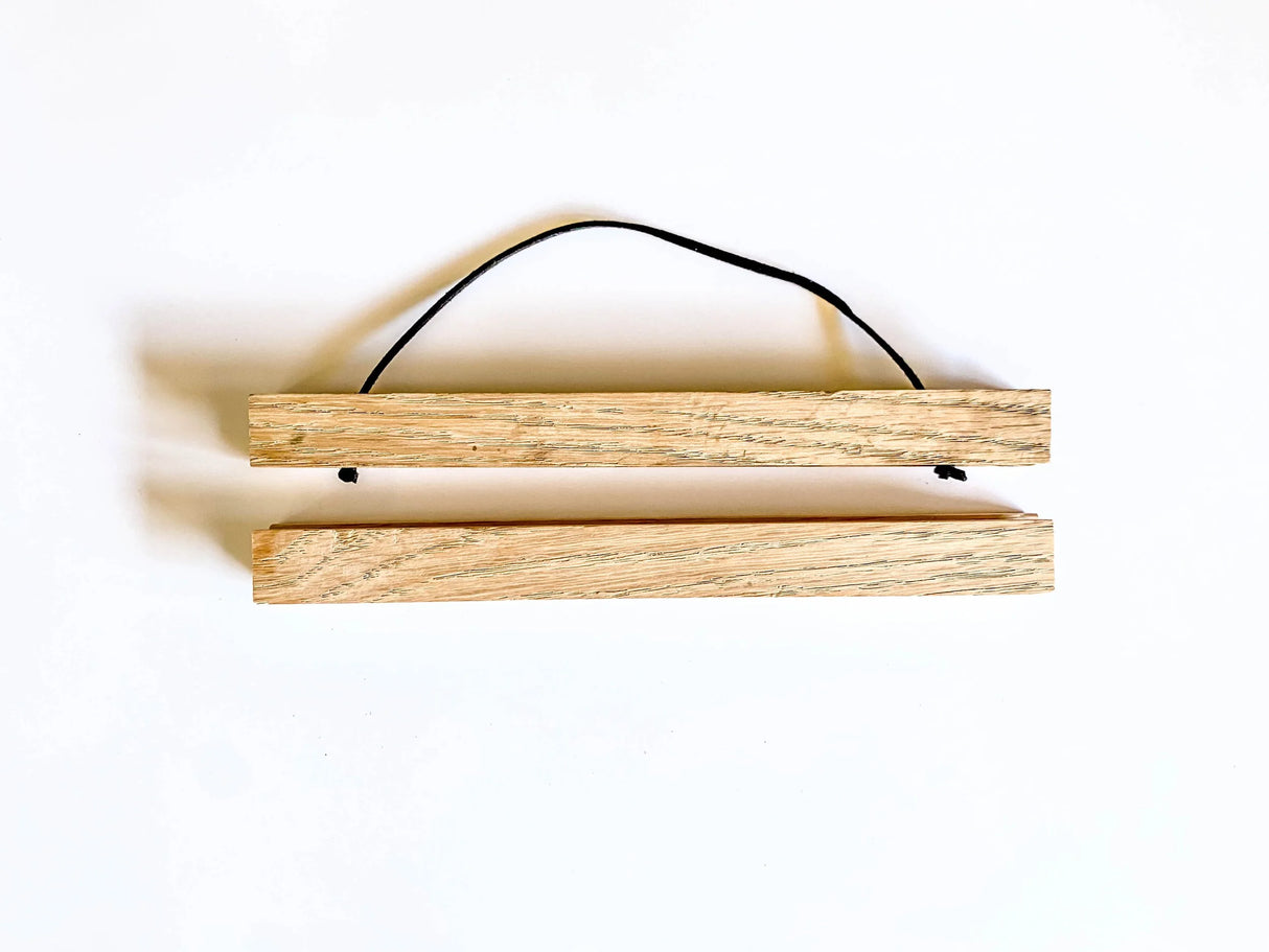 Minimal Wooden Hanger (Magnetic)